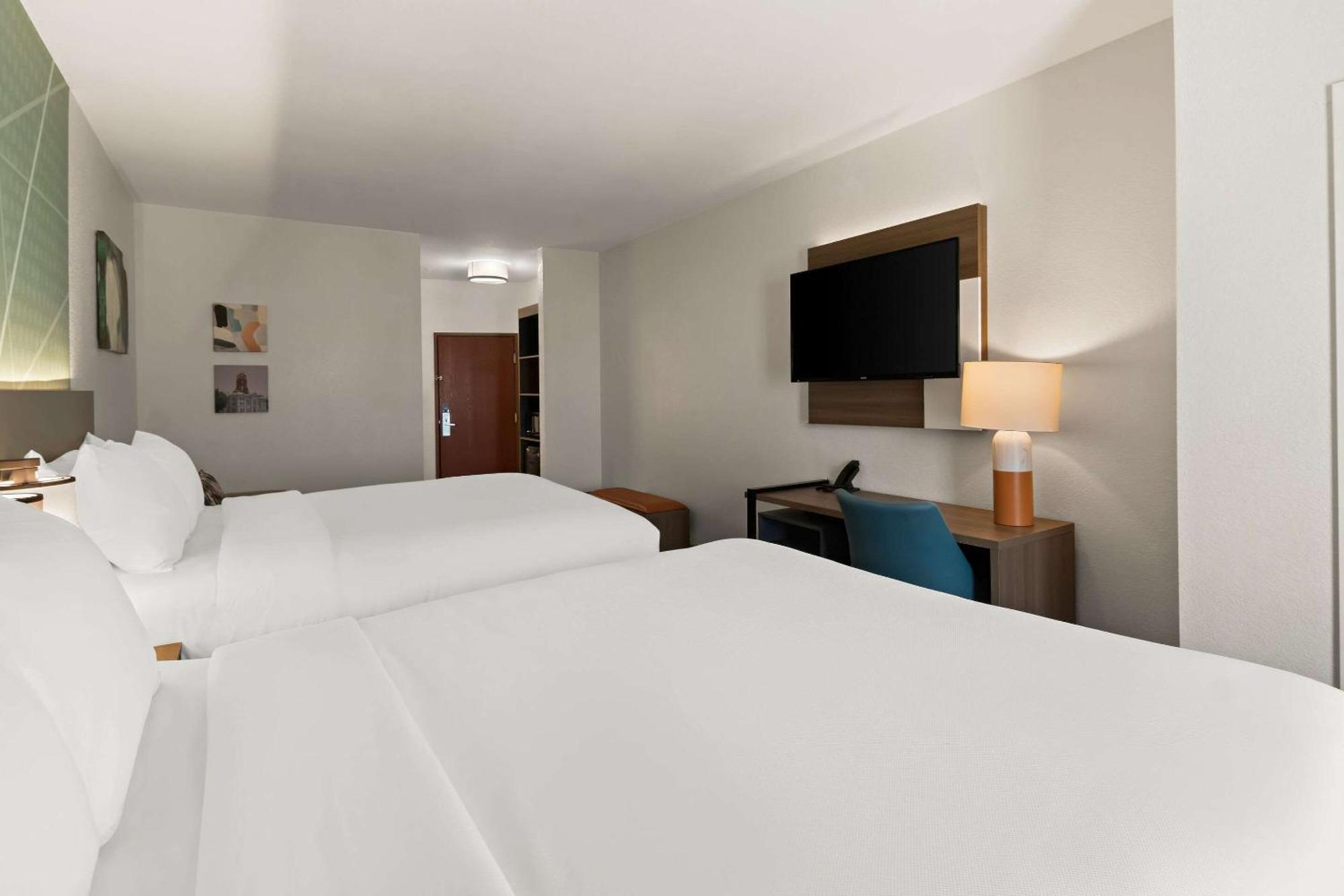 Comfort Suites Granbury Exterior foto